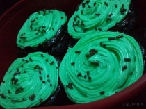 Mint Chocolate Cupcakes by Catzie